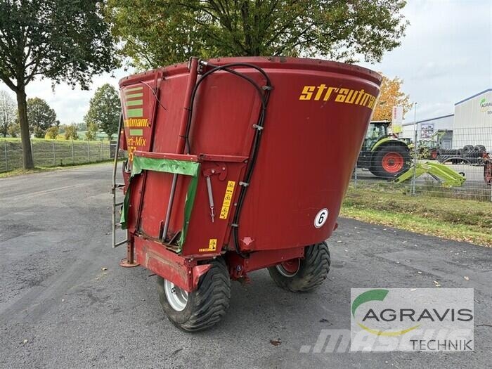 Strautmann VERTI-MIX 951 Mešalne hranilnice