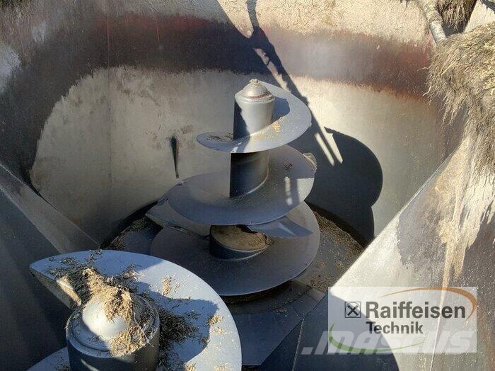 Trioliet W-2400 Mikser besleyiciler