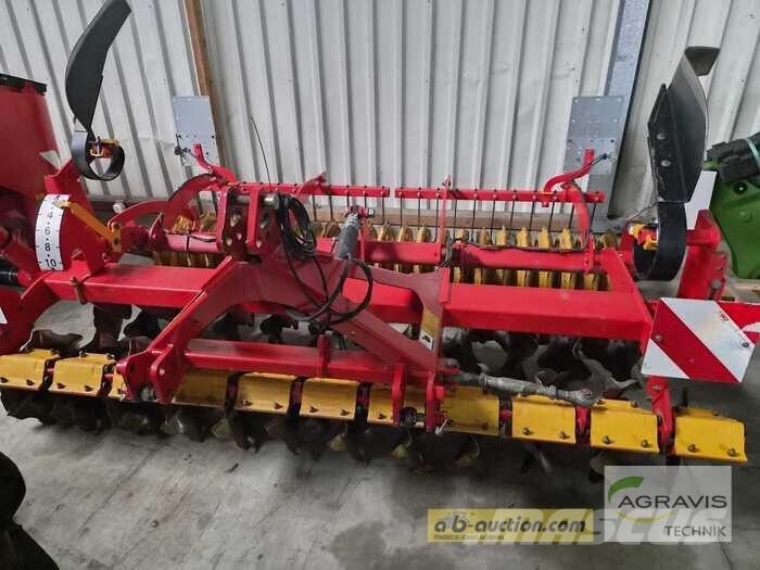 Väderstad CARRIER 300 كاسحات