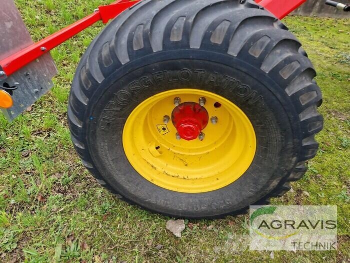 Väderstad CARRIER XT 625 Grades