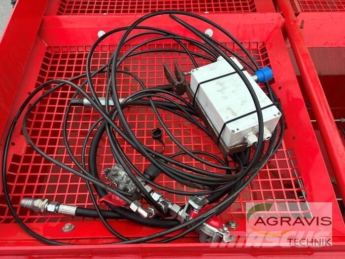 Väderstad FRONTTANK FH 2200 ماكينات وملحقات البذر الأخرى