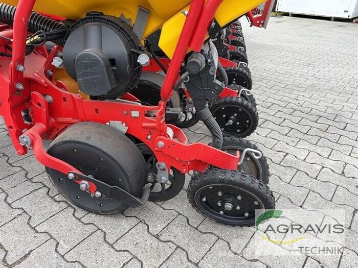 Väderstad TEMPO TPV 9 + Fronttank FH 2200 Taladros