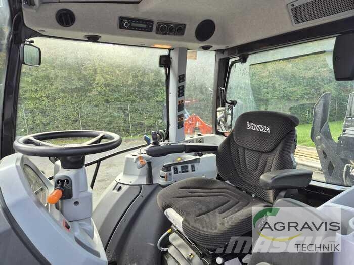 Valtra A 105 MH4 2B0 Traktoren