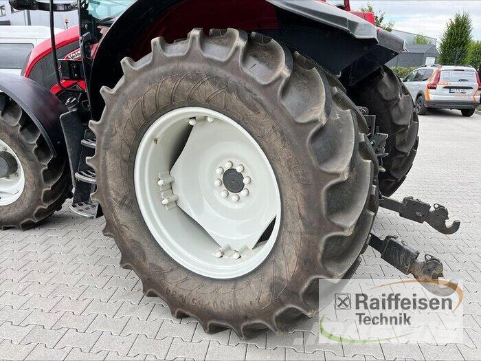 Valtra A104 Tractores