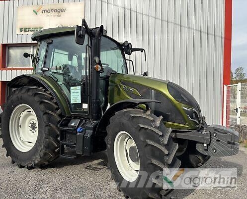 Valtra A105 Трактори