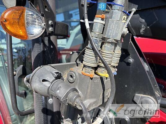 Valtra A115 Tractoare