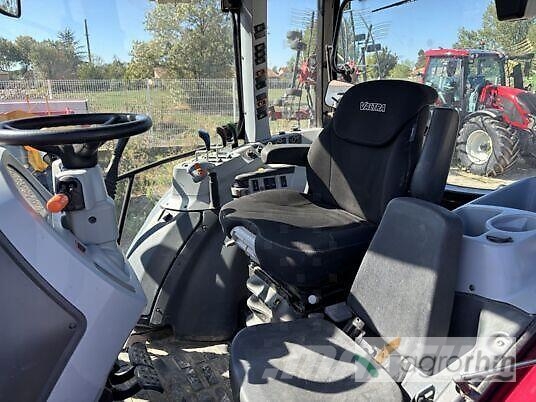 Valtra A115 Tractoare