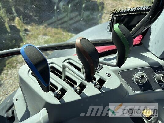 Valtra A115 Tractoare