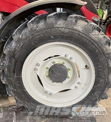 Valtra A95 Tractoare