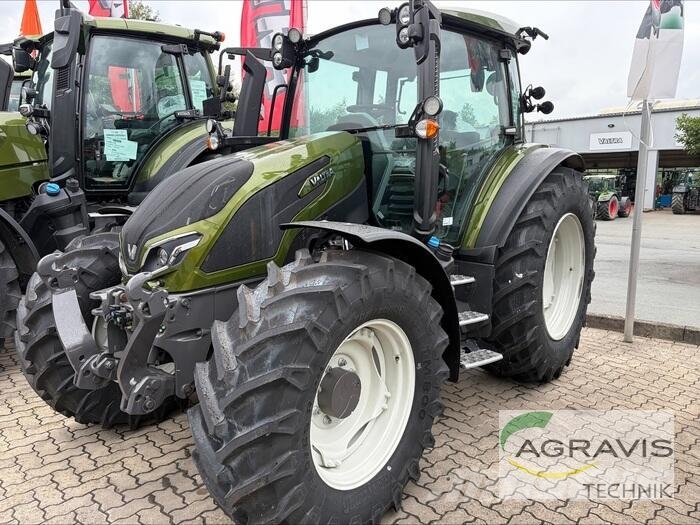 Valtra G 125 EA 1B9 トラクター