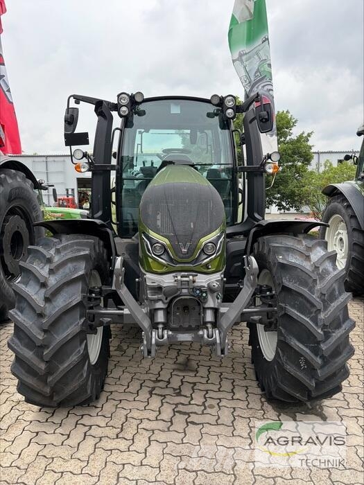 Valtra G 125 EA 1B9 トラクター