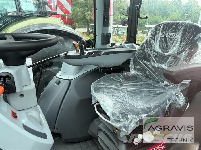 Valtra G 125 EA 1B9 トラクター