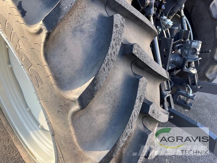 Valtra G 135 A Traktori