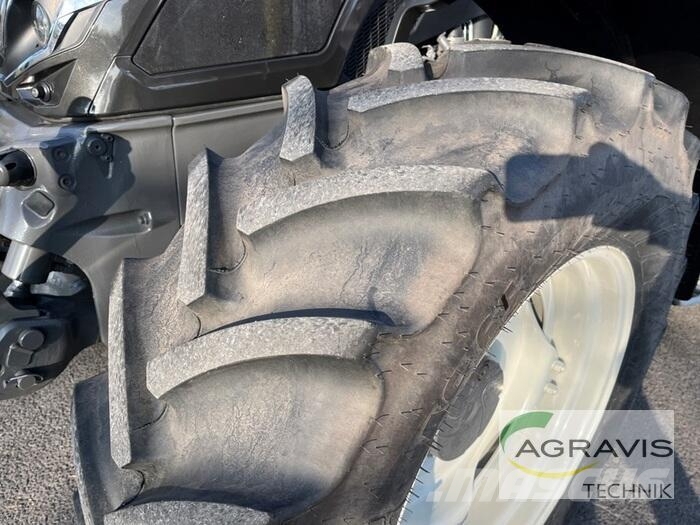 Valtra G 135 A Traktori