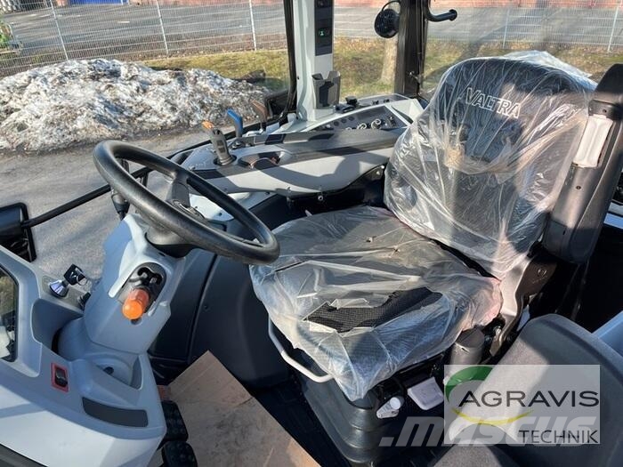 Valtra G 135 A Traktori