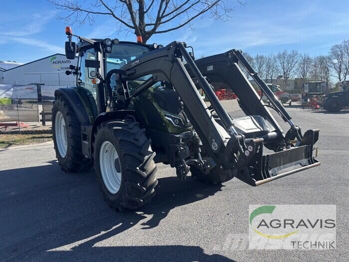 Valtra G 135 A 1B9 الجرارات