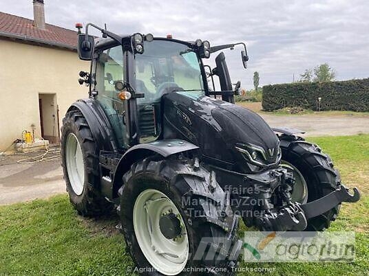 Valtra G125 VERSU Трактори