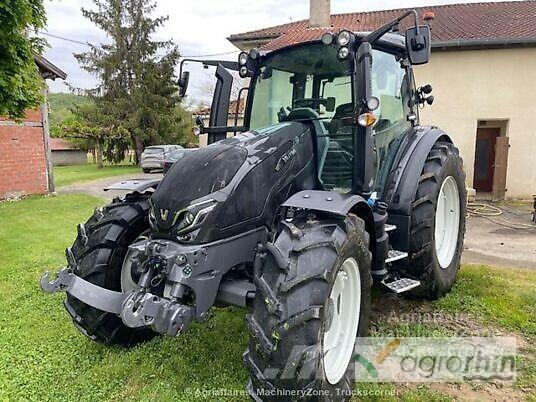 Valtra G125 VERSU Трактори