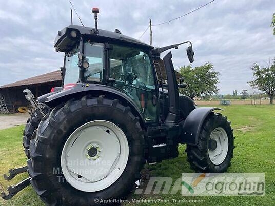 Valtra G125 VERSU Tracteur