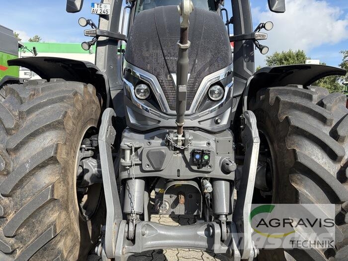 Valtra Q 245 1A9 Traktorji