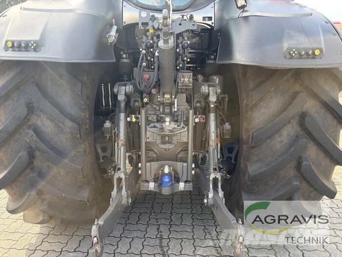 Valtra Q 245 1A9 Traktorji