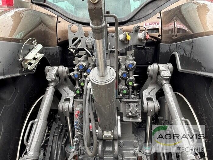 Valtra Q 245 1A9 Rückfahreinrichrung Tractores