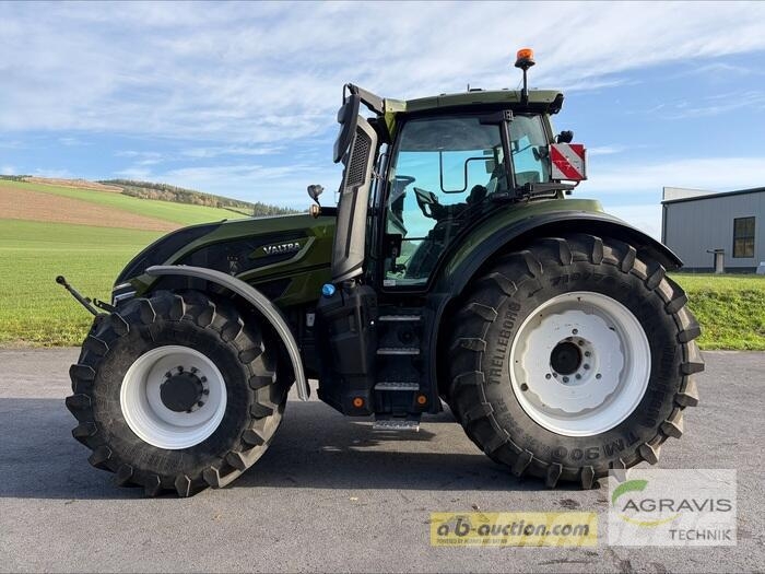 Valtra Q 265 1A9 Tractoare