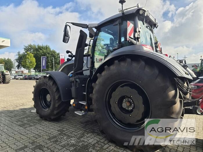 Valtra Q 285 1A9 Traktorji
