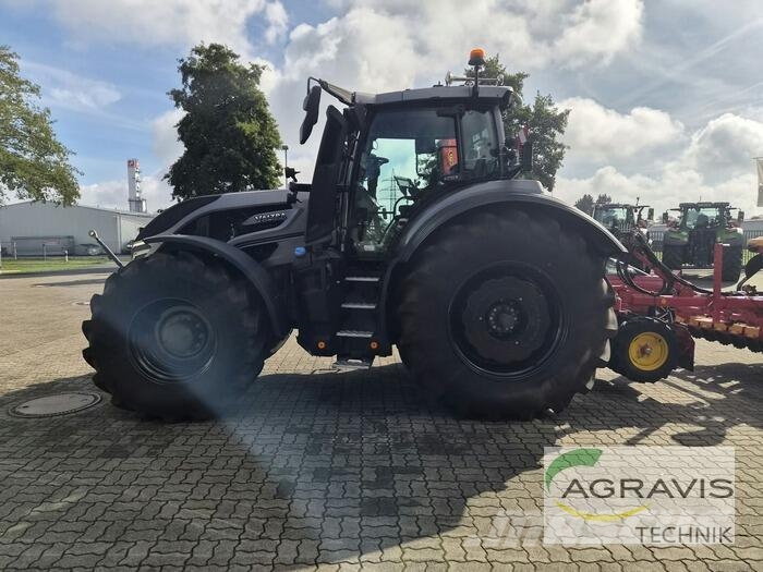 Valtra Q 285 1A9 Traktorji