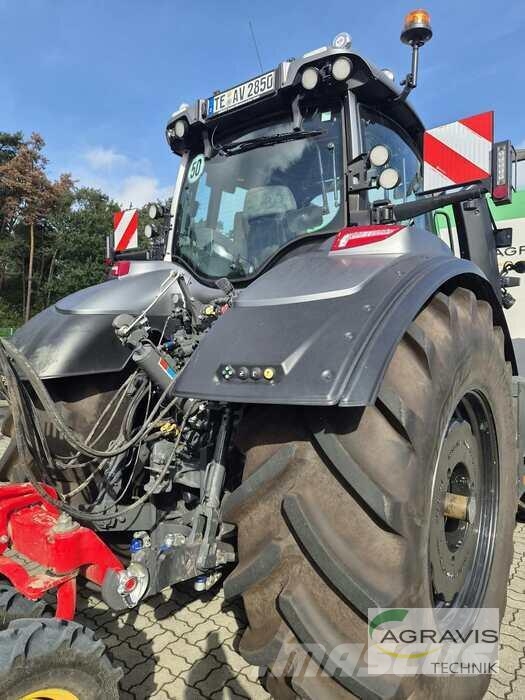 Valtra Q 285 1A9 Traktorji