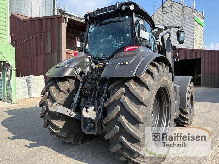 Valtra Q 285 Unlimited Traktorji