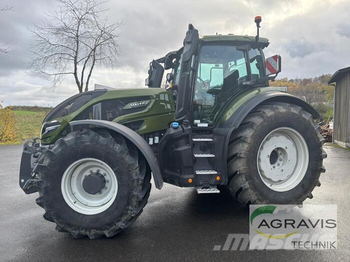 Valtra Q 305 1A9 Traktoren