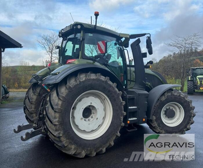 Valtra Q 305 1A9 Traktoren