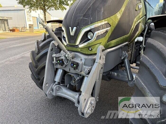 Valtra Q 305 1A9 Tractoren