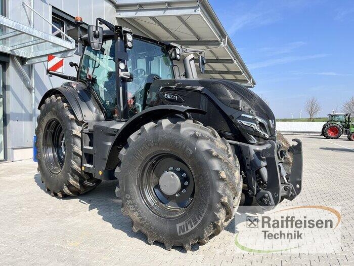 Valtra Q285 曳引機