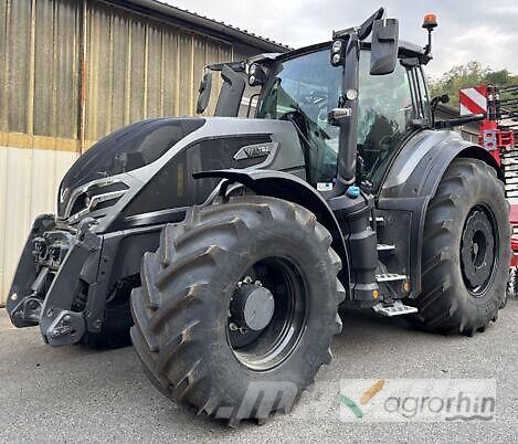 Valtra Q305 Трактори