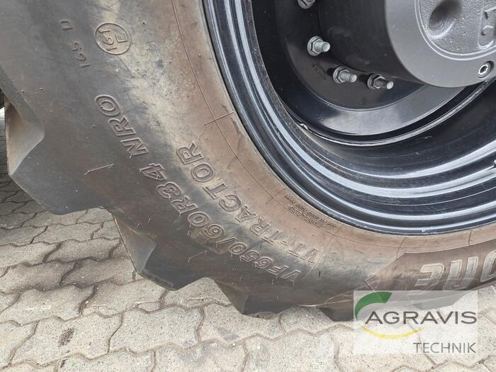 Valtra S 396 الجرارات