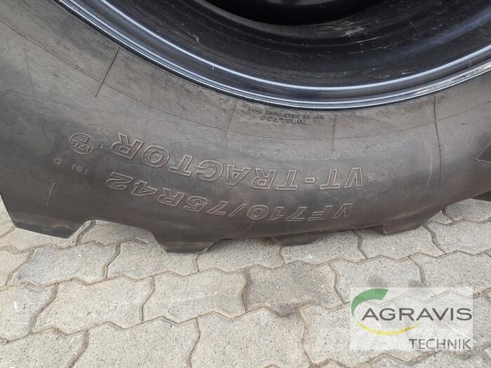 Valtra S 396 الجرارات