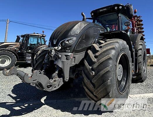Valtra S294 Трактори