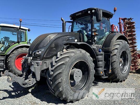 Valtra S294 Traktori