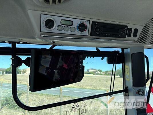 Valtra S294 Traktori