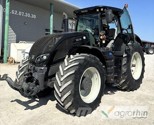 Valtra S354 Трактори