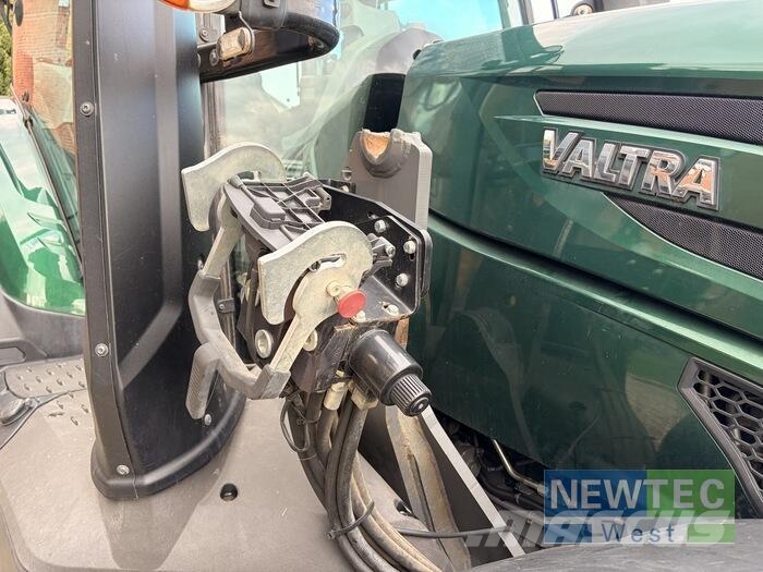 Valtra T 174 ED 1B8 Trattori