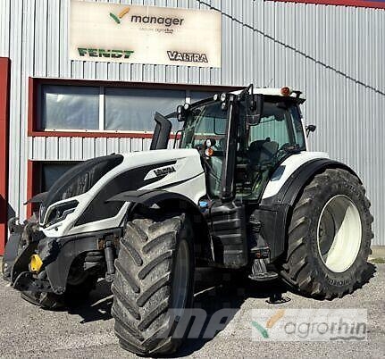 Valtra T 195 Traktori