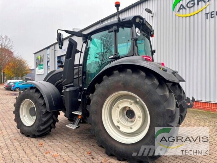 Valtra T 235 D 2A1 Traktory
