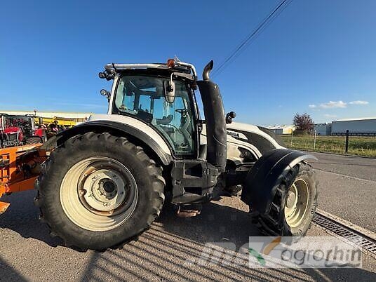 Valtra T174 DIRECT الجرارات