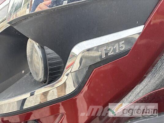 Valtra T215 VERSU Трактори