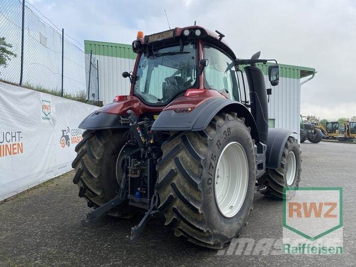 Valtra T234 V Smart Touch Traktori