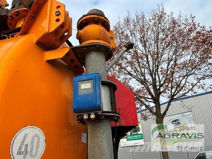 Veenhuis VAKUUMTANKWAGEN 20.000 Liter Pompe / Mélangeur / Motopompe