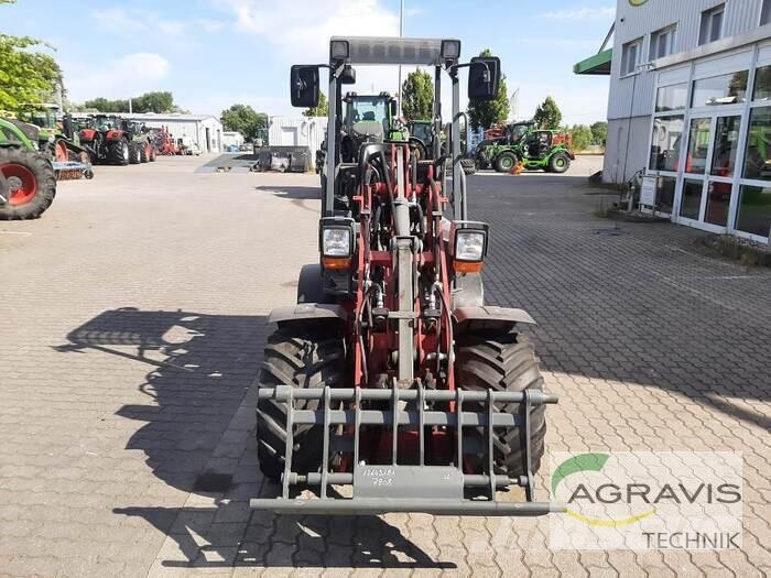 Weidemann 1160 E لوادر بعجل